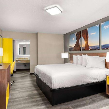 Days Inn By Wyndham Albuquerque Northeast Zewnętrze zdjęcie