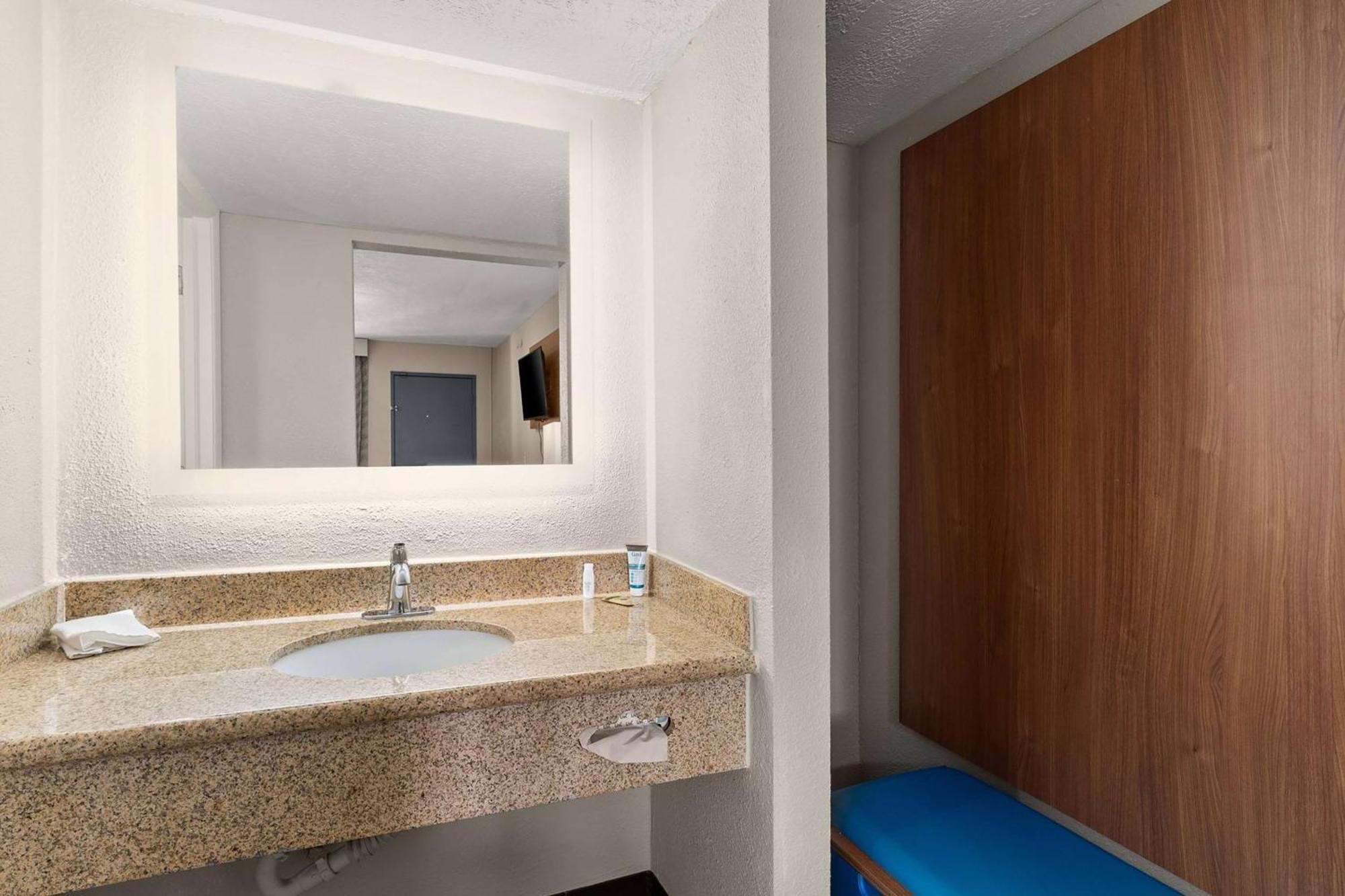Days Inn By Wyndham Albuquerque Northeast Zewnętrze zdjęcie