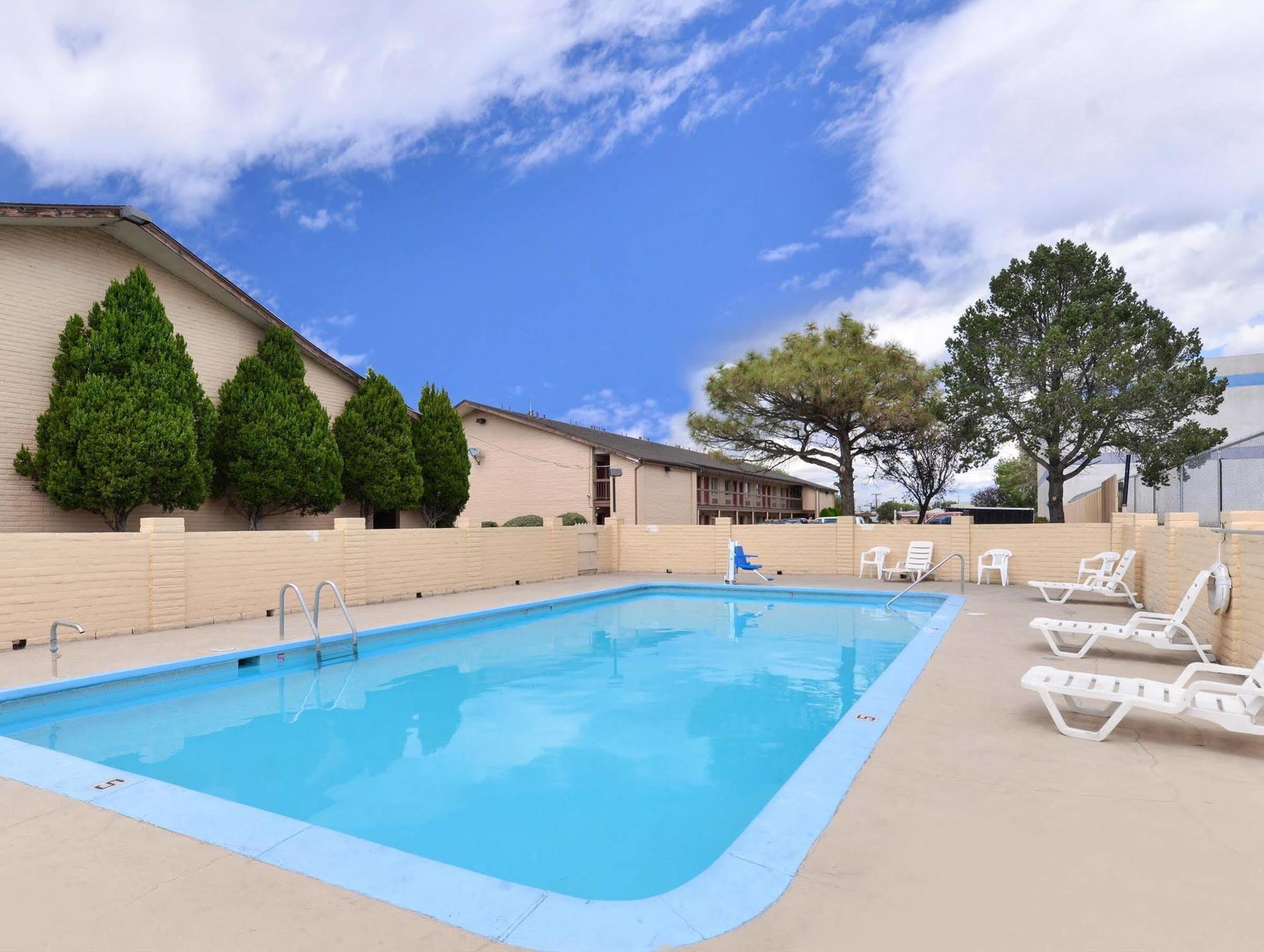 Days Inn By Wyndham Albuquerque Northeast Zewnętrze zdjęcie